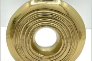 4976- ROUND WAVE VASE